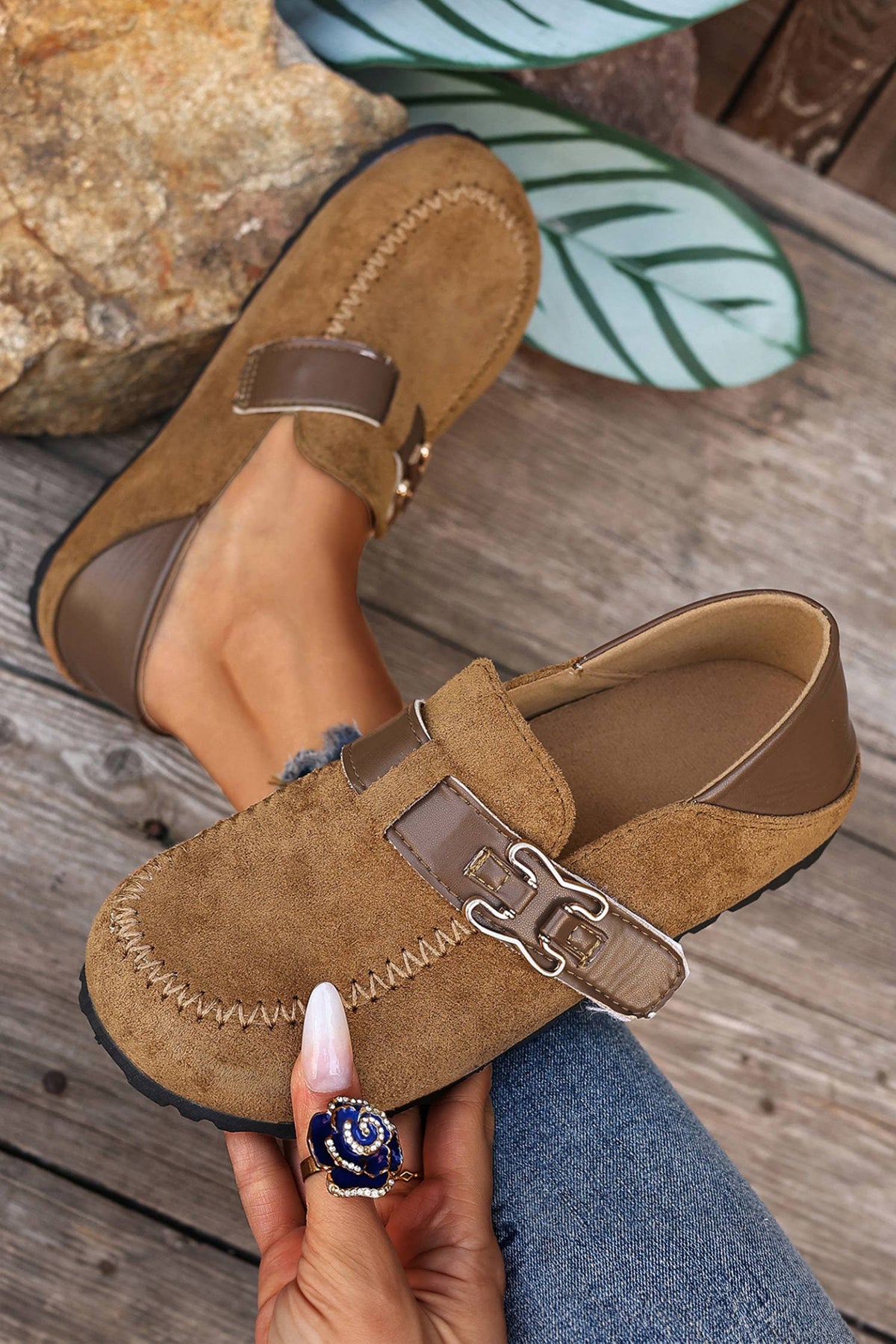 Faux Suede PU Leather Patchwork Retro Buckle Slip On Shoes: Khaki
