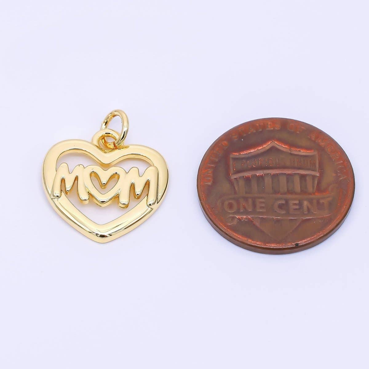 24K Gold Filled 16mm Minimalist Open "MOM" Heart Charm | AH559