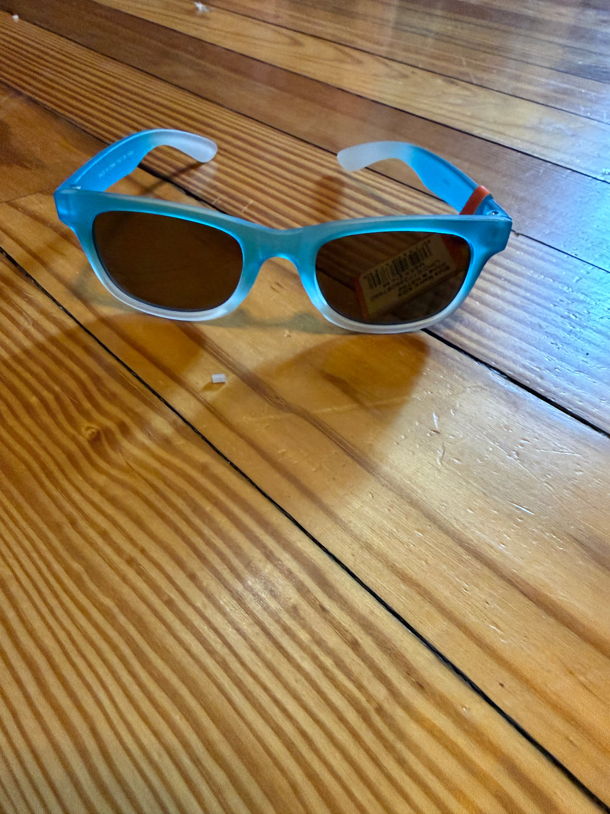 Kids Keyhole multi color sunglasses