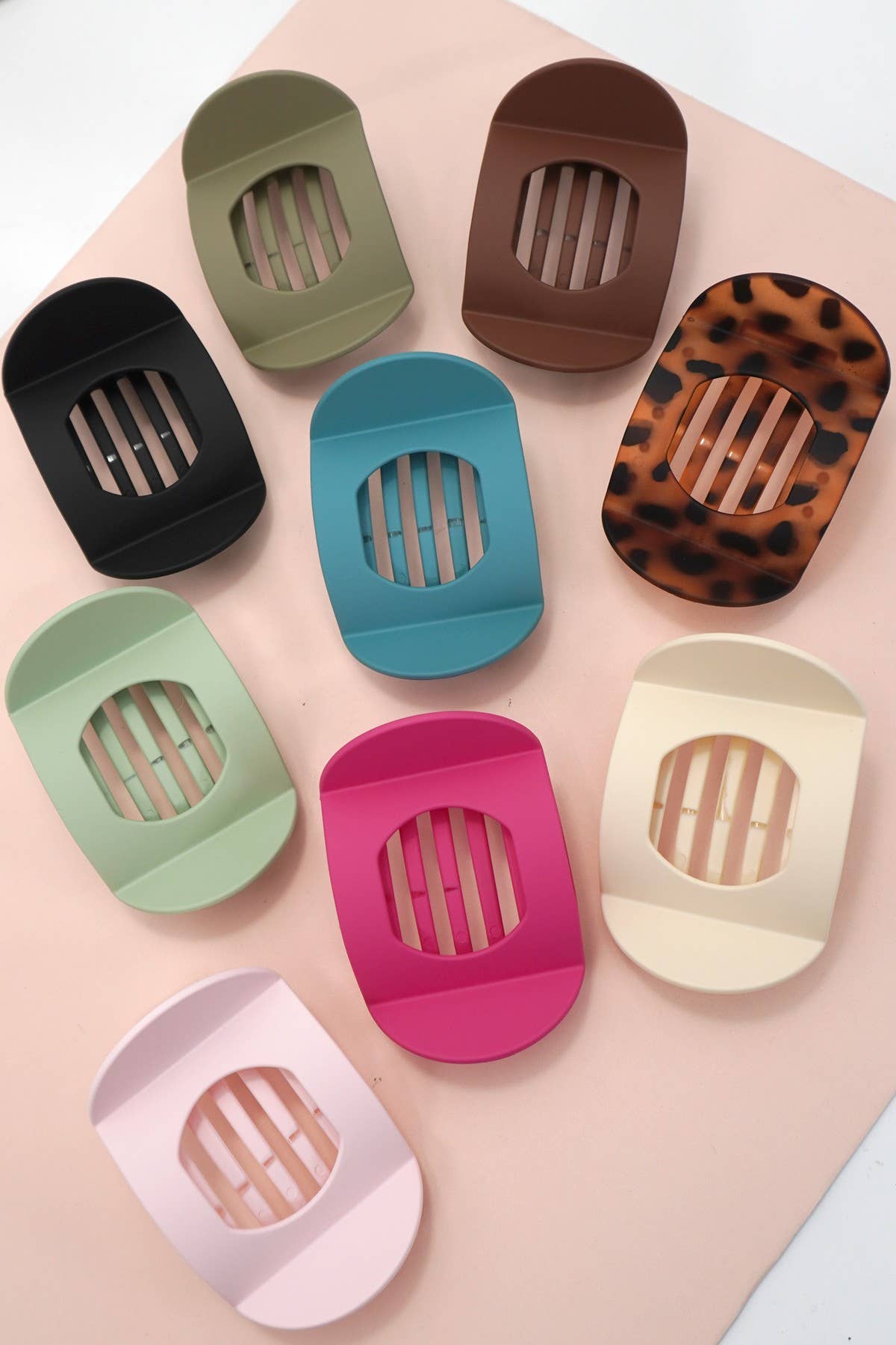 Lay Flat Large Hair Claw Clips for Secure Styling | 40H980: Black