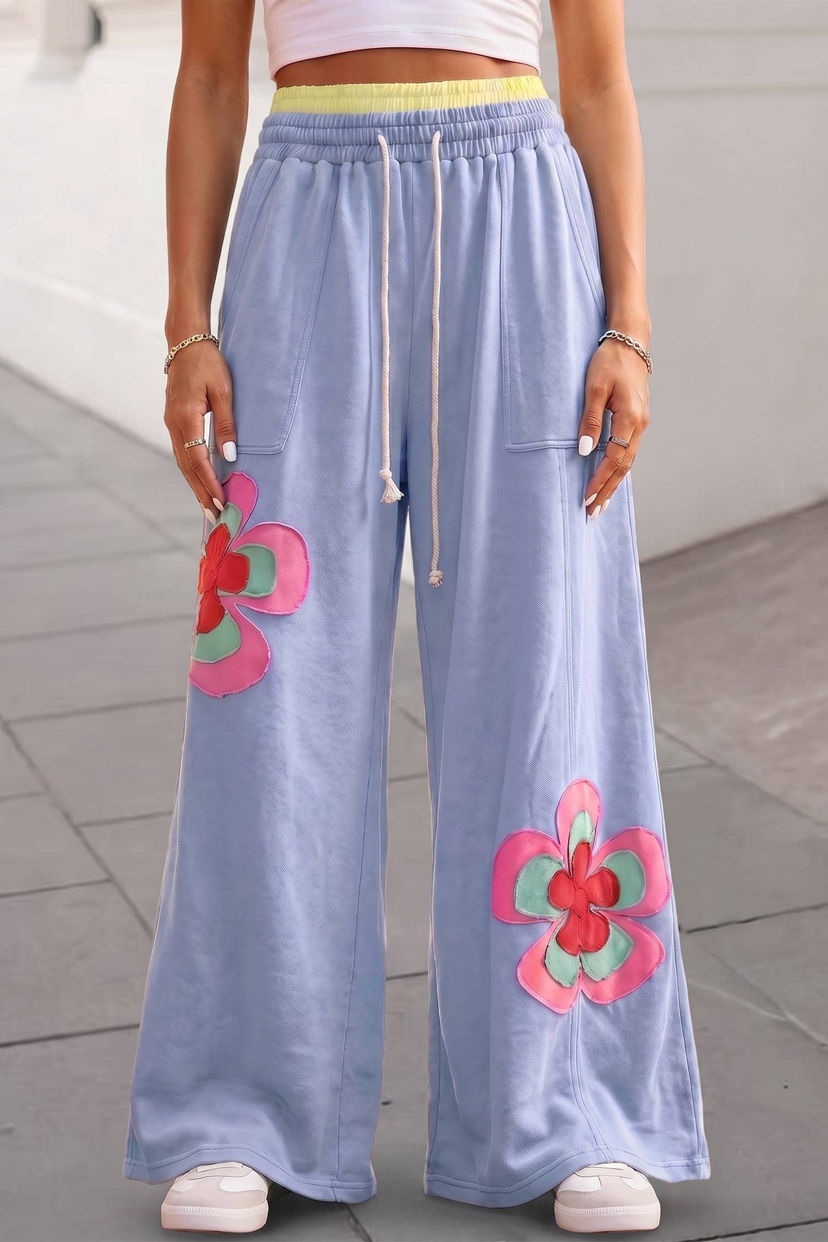 Floral Patch Drawstring Contrast Wide Leg Pants: Sea Green