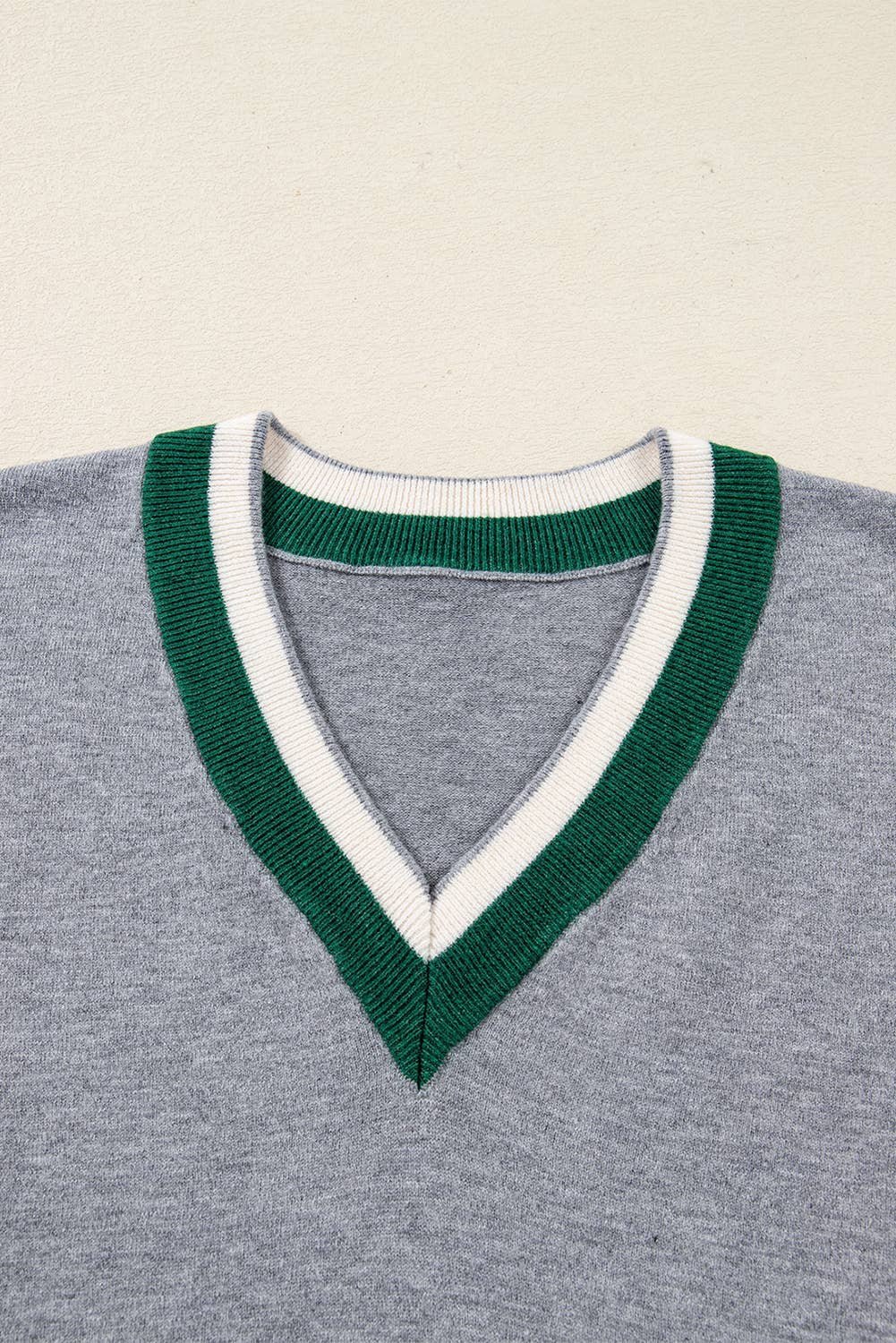 Contrast Striped Trim V Neck Varsity sweaters for women: Dark Khaki / Missy