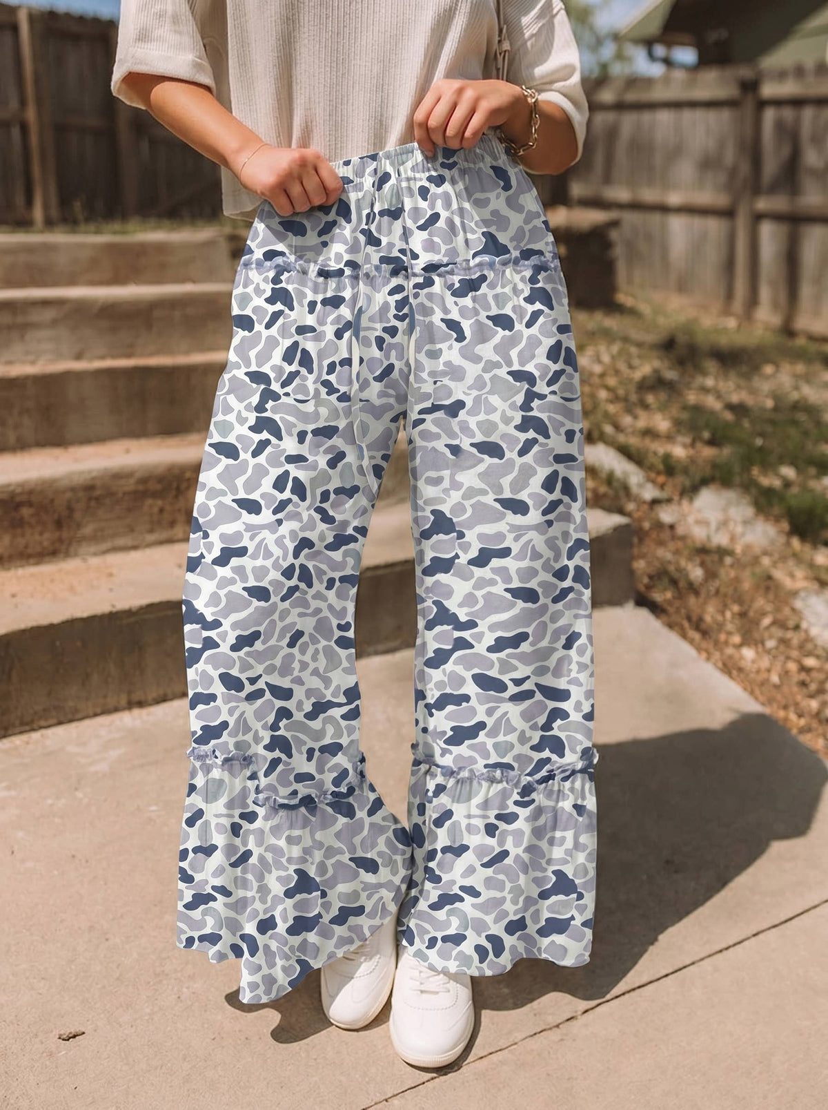 Western Leopard/camo Print Frilled Detail Drawstring Pants: Camo