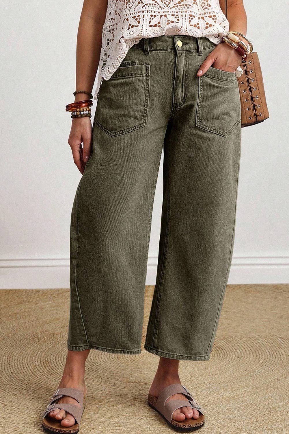 66 Solid Color Square Patch Pocket Ankle-length Barrel Jeans: Brown