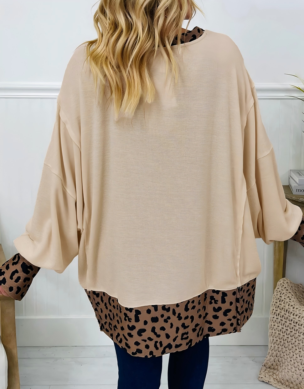 Leopard Star Patchwork Detail Raw Seam Baggy Sweatshirt: Beige