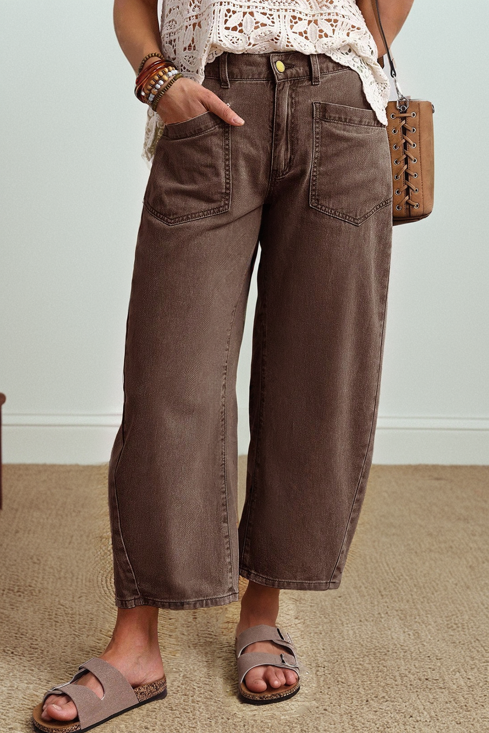 66 Solid Color Square Patch Pocket Ankle-length Barrel Jeans: Brown