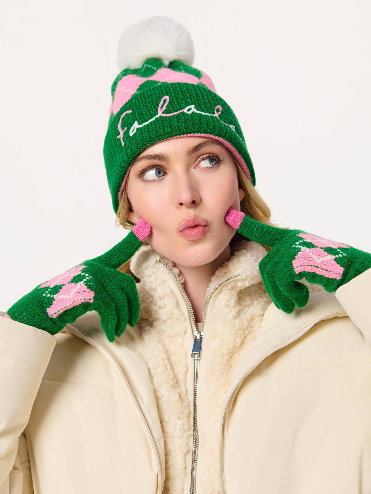 "FA LA LA" ARGYLE BEANIE, GREEN