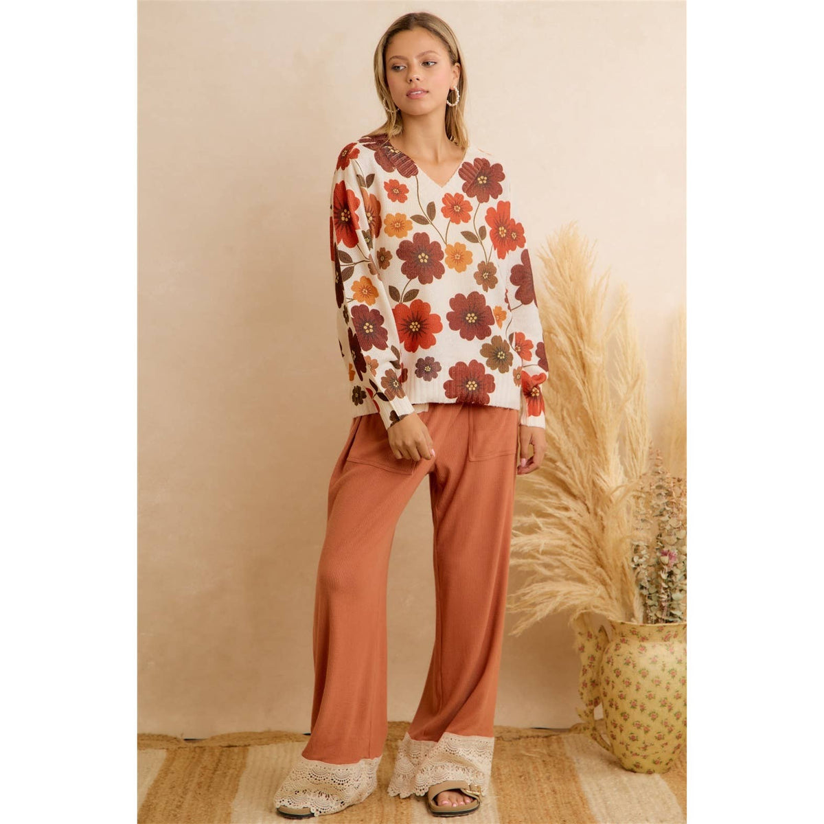 SOLID RIB KNIT CROCHET LACE HEM WITH DOUBLE POCKET PANTS: RUST