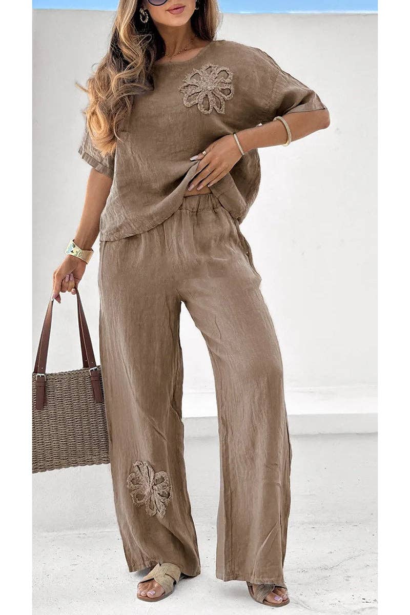 Floral Relaxed Two-Piece Set: BROWN