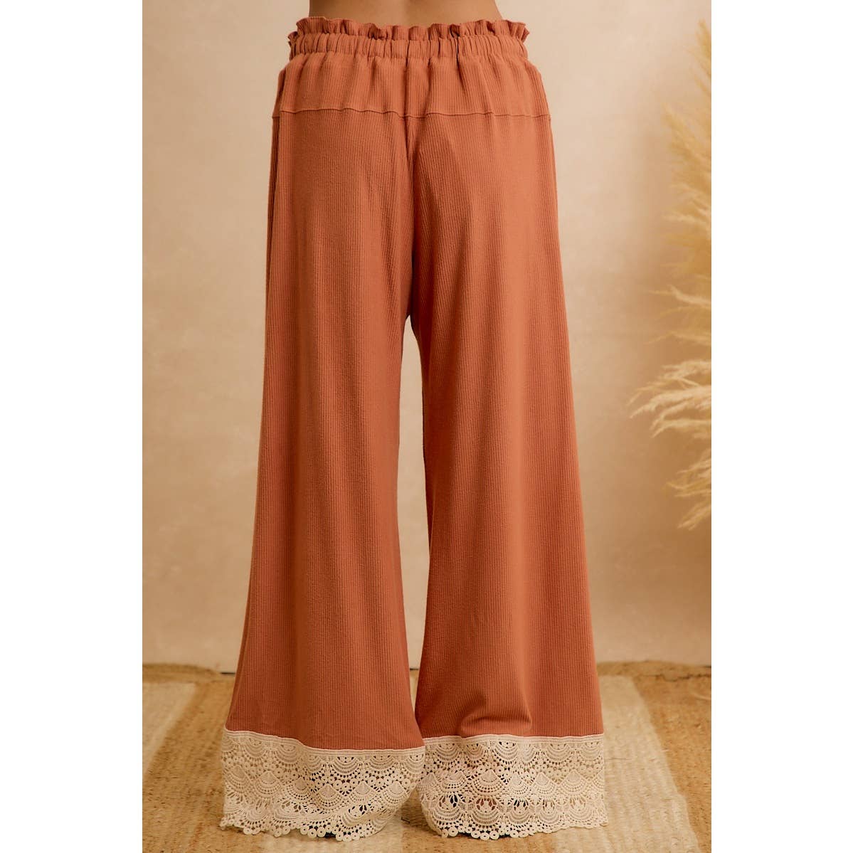 SOLID RIB KNIT CROCHET LACE HEM WITH DOUBLE POCKET PANTS: RUST