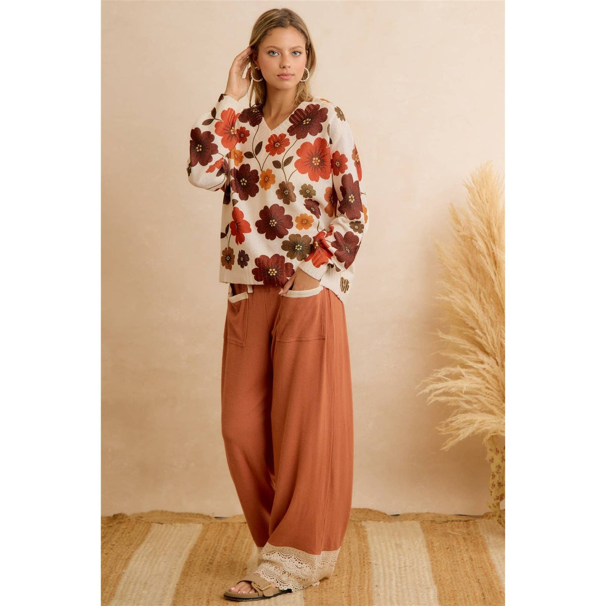 SOLID RIB KNIT CROCHET LACE HEM WITH DOUBLE POCKET PANTS: RUST