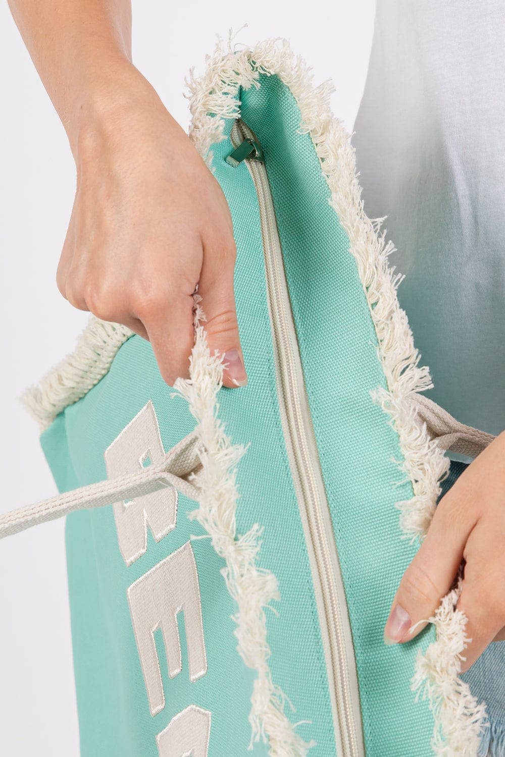 MB0268 Embroidered Beach Letter Fringe Tote Bag: Orange