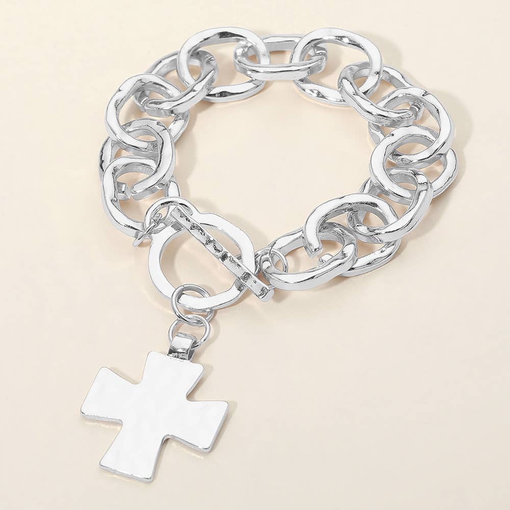Hammered Metal Cross Charm Chunky Chain Toggle Bracelet: Worn Gold