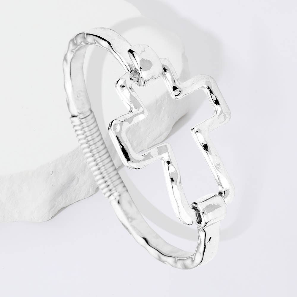 Hammered Open Metal Cross Hook Bracelet: Worn Silver