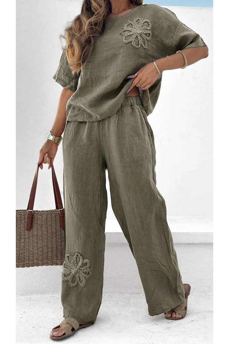 Floral Relaxed Two-Piece Set: BROWN