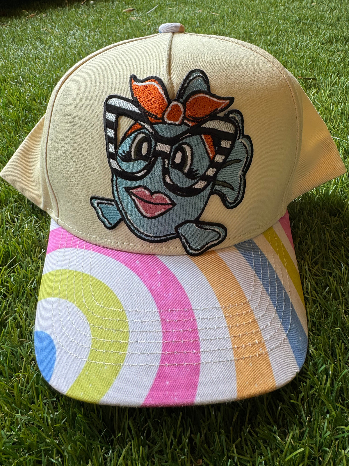 Canvas Hat with large fish with glasses