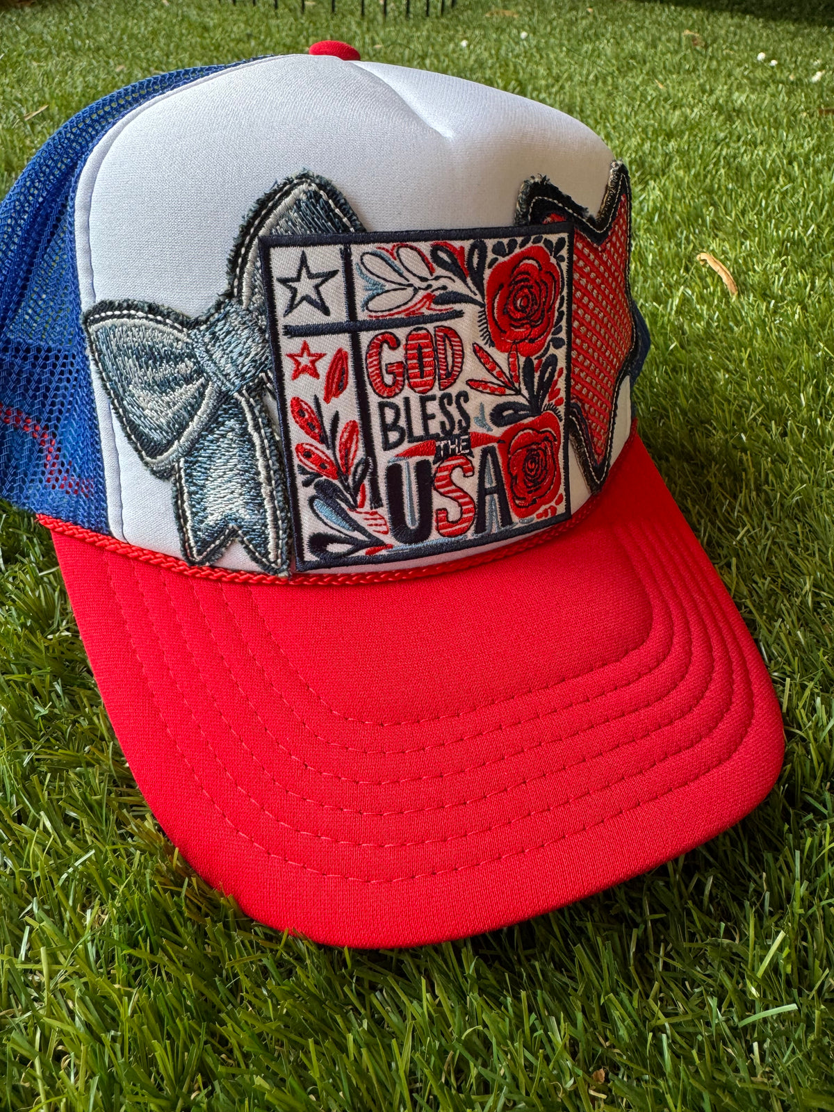 God Bless the USA trucker hat