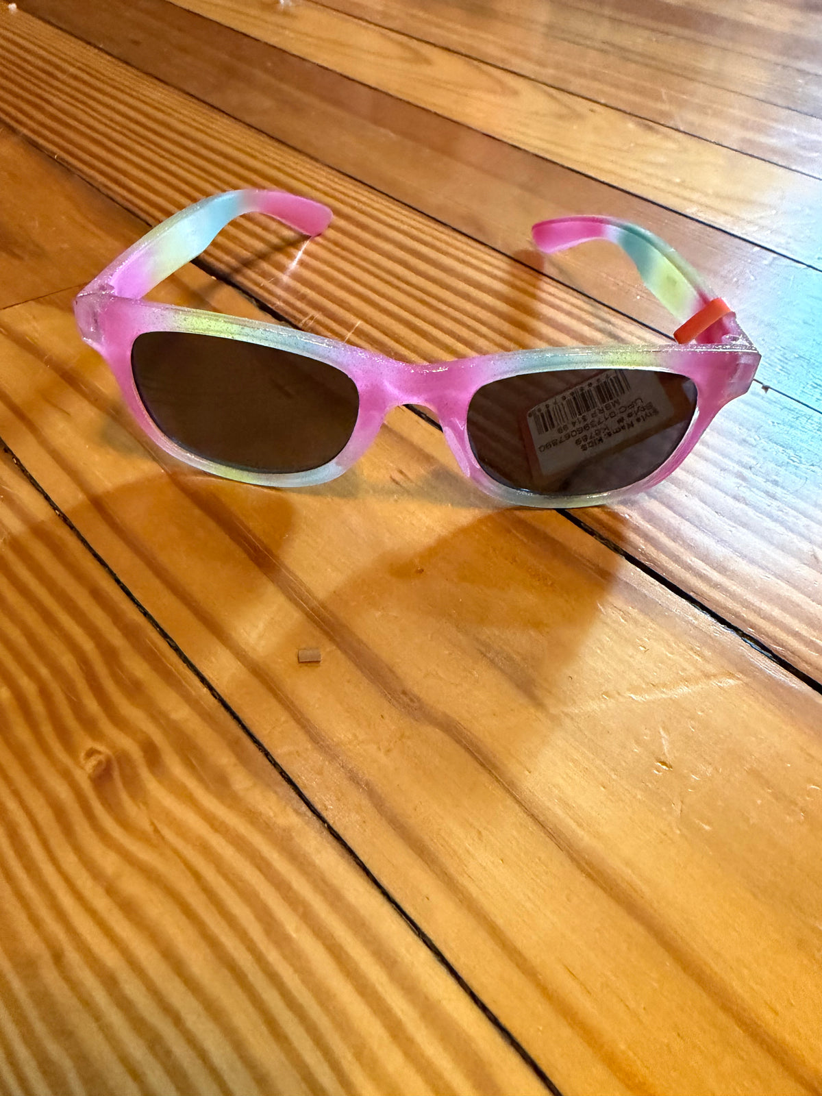 Kids Keyhole multi color sunglasses