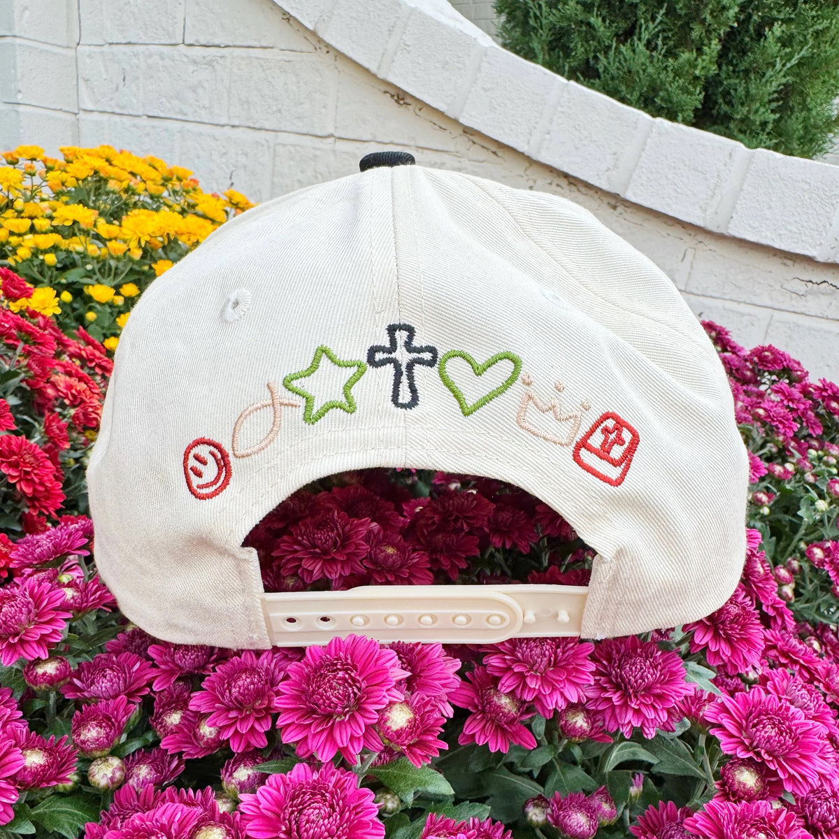 WRSHP HAT