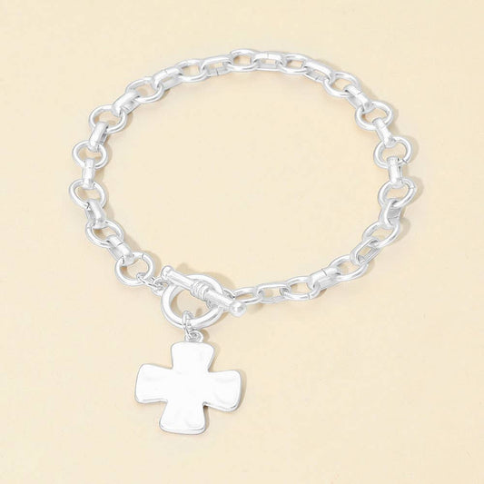 Matte Hammered Metal Cross Charm Toggle Chain Link Bracelet: Silver