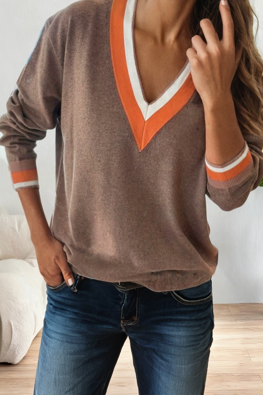 Contrast Striped Trim V Neck Varsity sweaters for women: Gray / Missy