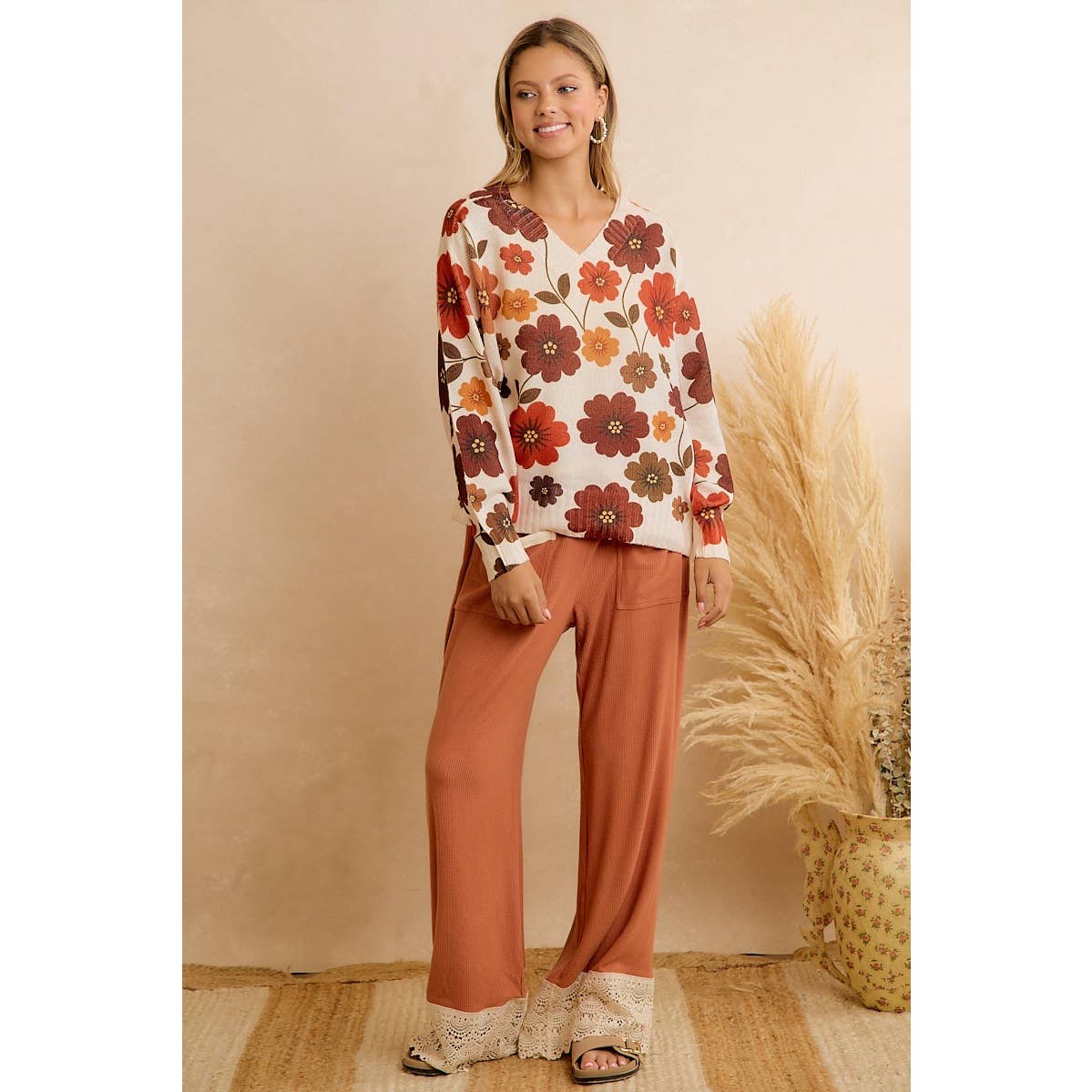 SOLID RIB KNIT CROCHET LACE HEM WITH DOUBLE POCKET PANTS: RUST