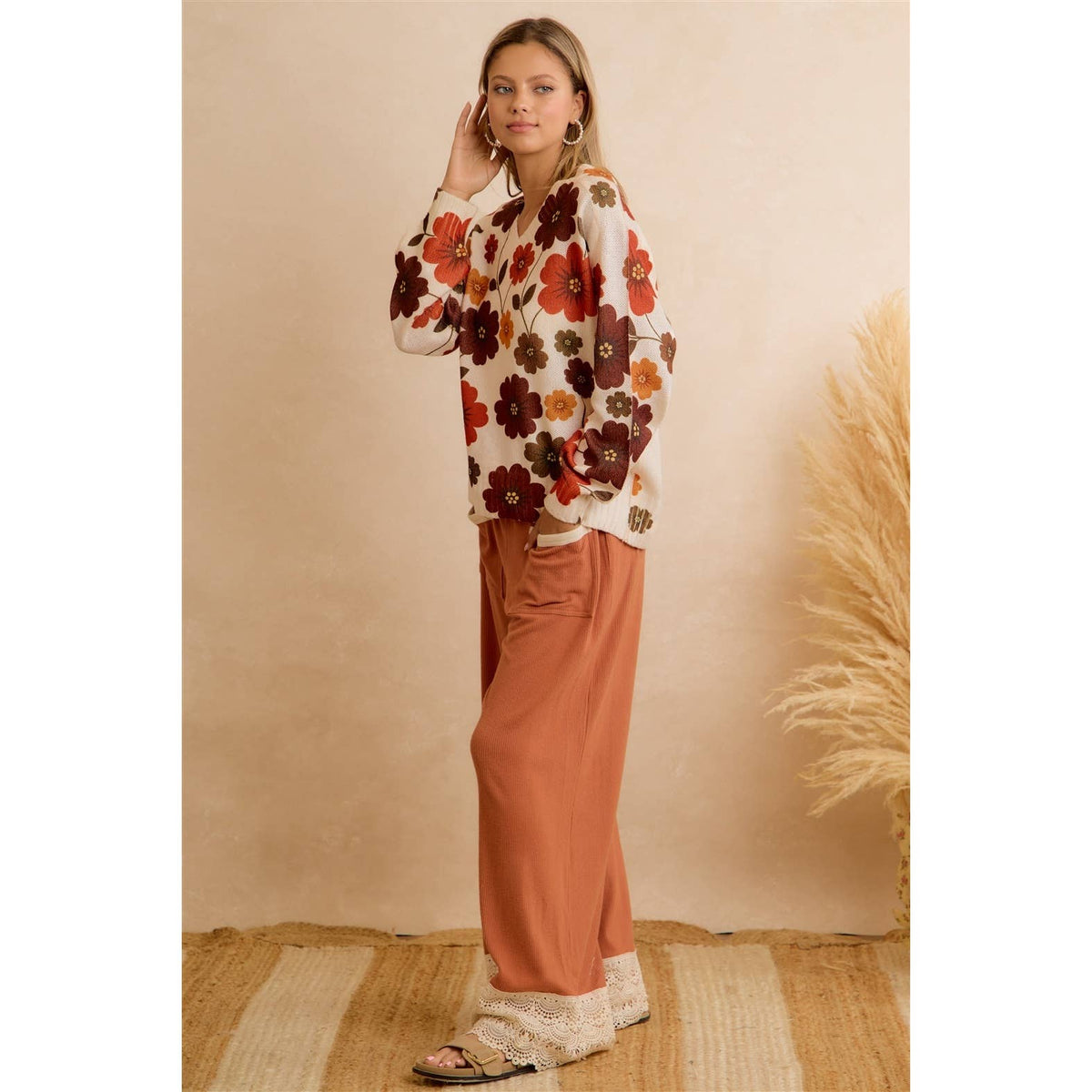 SOLID RIB KNIT CROCHET LACE HEM WITH DOUBLE POCKET PANTS: RUST