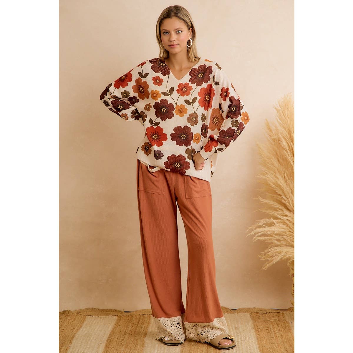 SOLID RIB KNIT CROCHET LACE HEM WITH DOUBLE POCKET PANTS: RUST