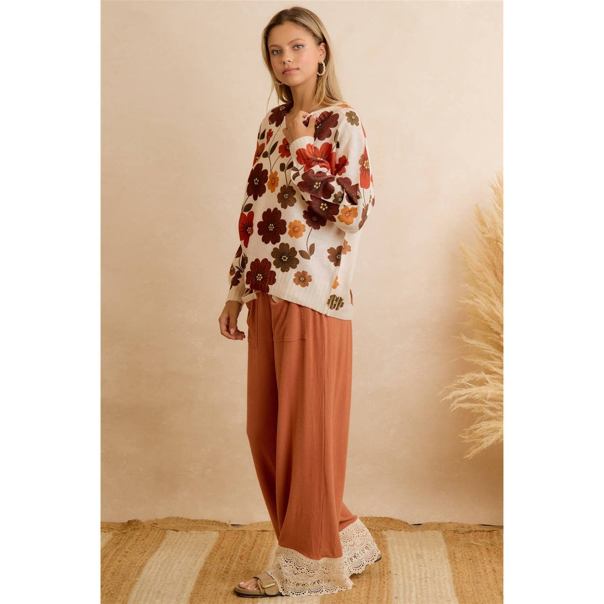 SOLID RIB KNIT CROCHET LACE HEM WITH DOUBLE POCKET PANTS: RUST