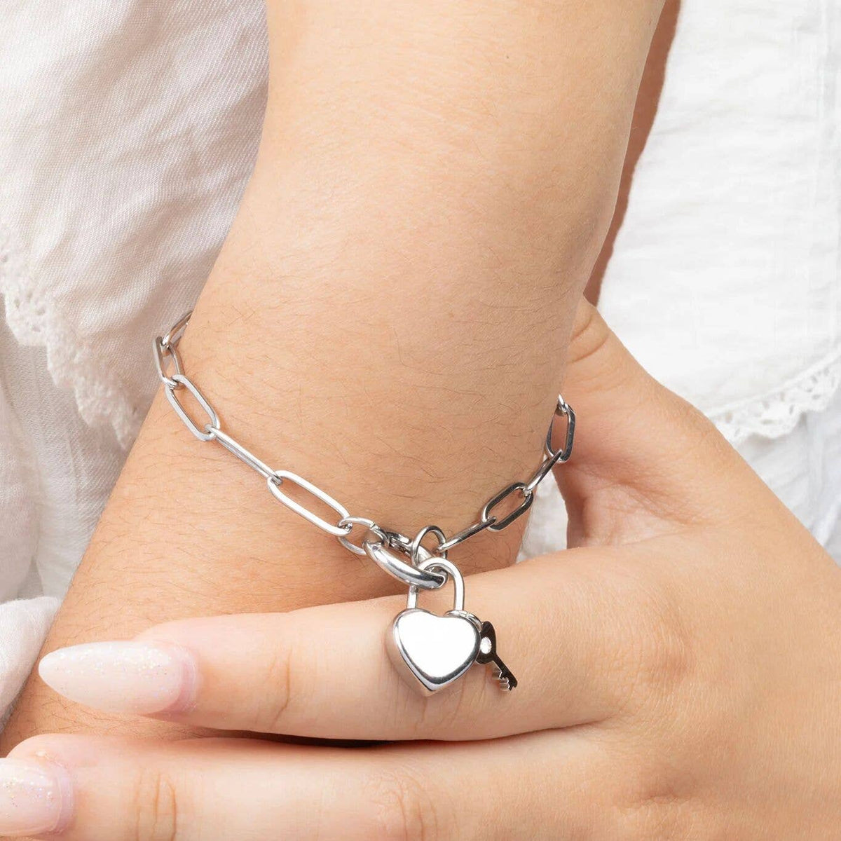 18K Gold PVD Stainless Steel Heart Lock and Key Charm: Gold