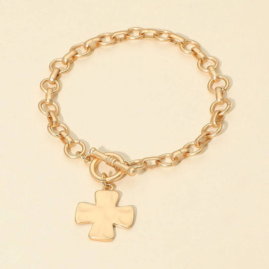 Matte Hammered Metal Cross Charm Toggle Chain Link Bracelet: Gold