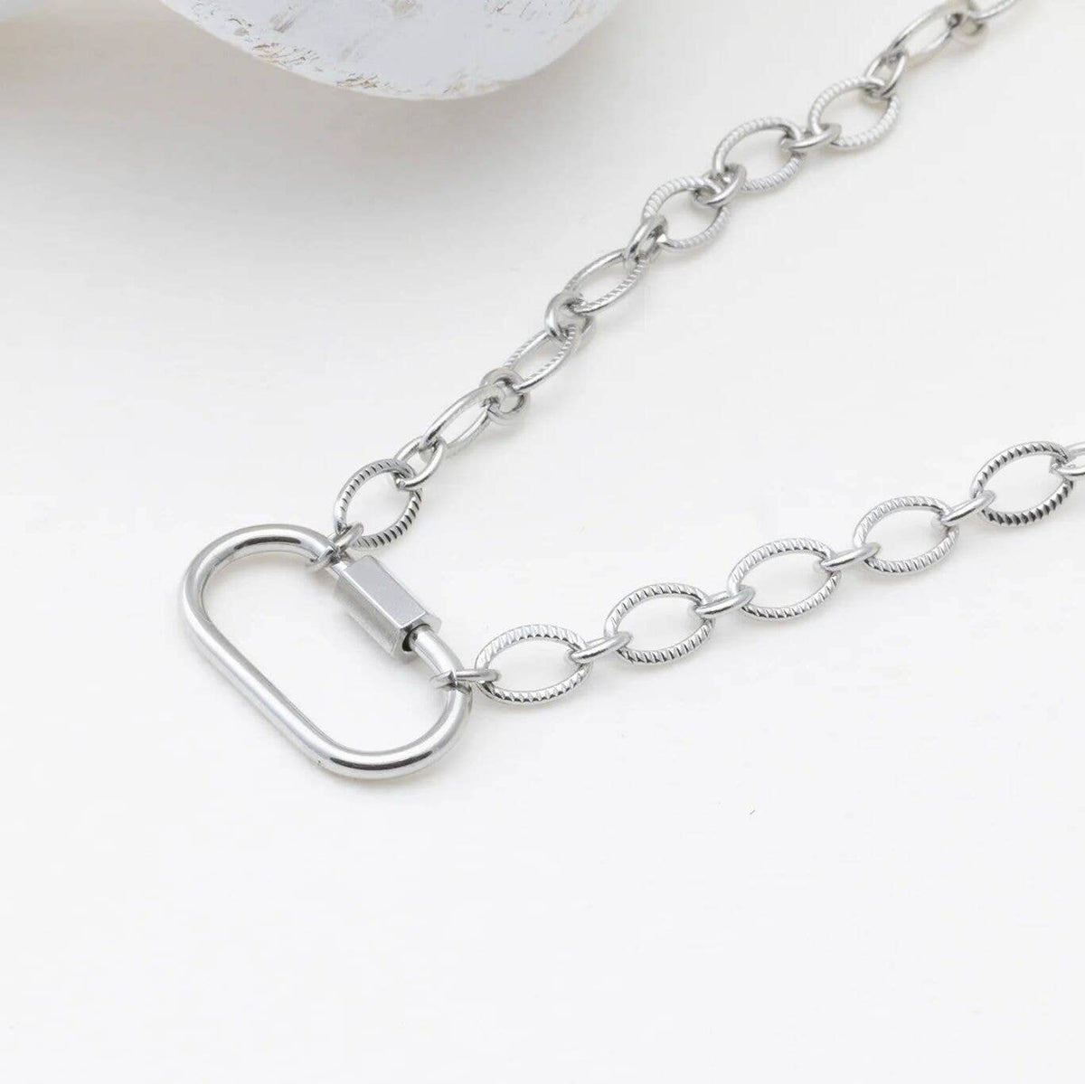 18K Gold PVD Stainless Steel Loop Chain Carabiner Necklace: Stainless / 18"+2"